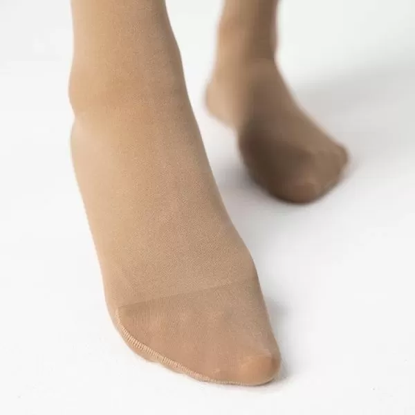 Гольфы компрессионные Тривес ТК.211 унисекс 2 класс компрессии с закрытым носком цвет бежевый  