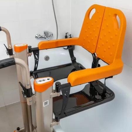 Кресло-подъемник с электроприводом МЕТ LL-220 с санитарным оснащением