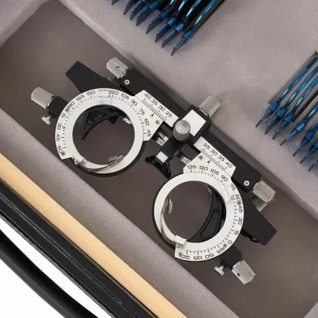 Набор на 232 пробных очковых линз Армед в пластиковой обойме с оправой без поверки 