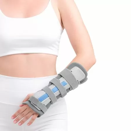 Бандаж на лучезапястный сустав ORTO LWL-622 длинный, левый, размер универсальный