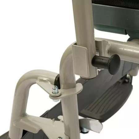 Кресло-каталка Barry V2P, ширина сиденья 44 см