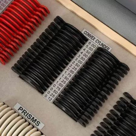 Набор на 232 пробных очковых линз Армед в пластиковой обойме с оправой без поверки 