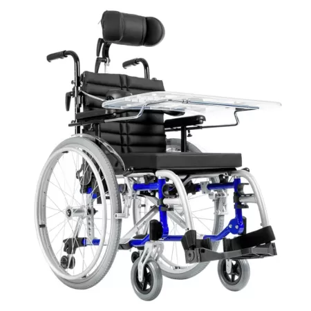 Кресло-коляска для детей с ДЦП Ortonica Puma 600 с подголовником и столиком