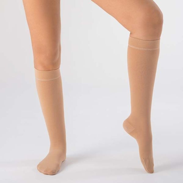 Гольфы компрессионные Evolution ТК.911 унисекс 1 класс компрессии с закрытым носком цвет бежевый  