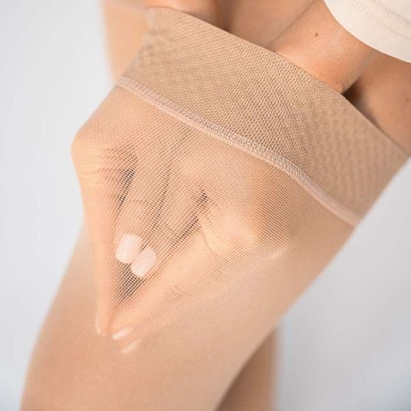 Чулки компрессионные Evolution ТК.931 унисекс 1 класс компрессии с закрытым носком и гладкой резинкой цвет бежевый